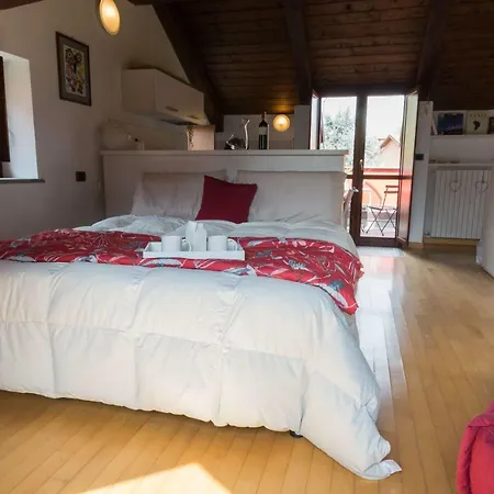 Centro Alba Con Vista Sulle Vigne Daire *