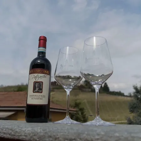 Centro Alba Con Vista Sulle Vigne 아파트 *