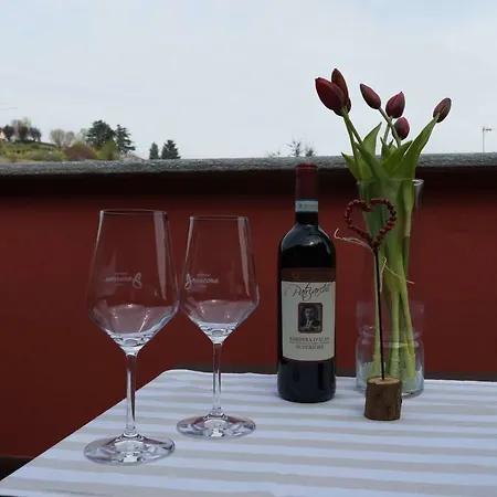 Centro Alba Con Vista Sulle Vigne Daire